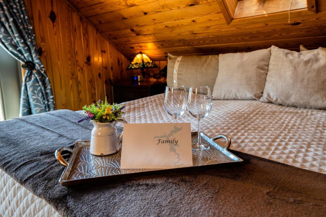 Staynantahala - Smoky Mountain Cabins And Luxury Yurts Aquone ภายนอก รูปภาพ